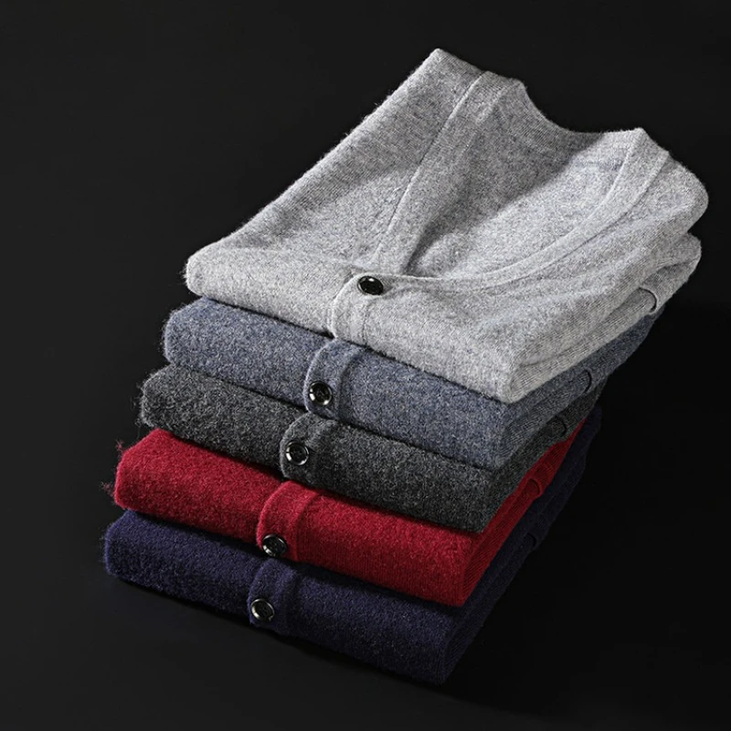 2025 Высококачественный новый мужской осенне-зимний жилет из чистой шерсти, трендовый повседневный жилет 
2025 Высококачественный новый мужской осенне-зимний жилет из чистой шерсти, трендовый повседневный жилет