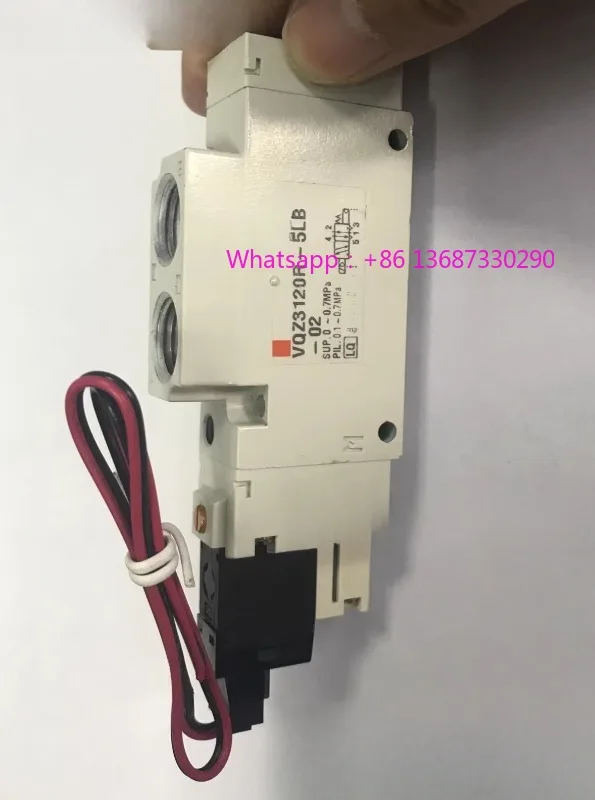 New genuine solenoid valve VQZ3121Y-5M-C6/VQZ3121-5YZ1-02/VQZ3120R/VQZ3321
New genuine solenoid valve VQZ3121Y-5M-C6/VQZ3121-5YZ1-02/VQZ3120R/VQZ3321