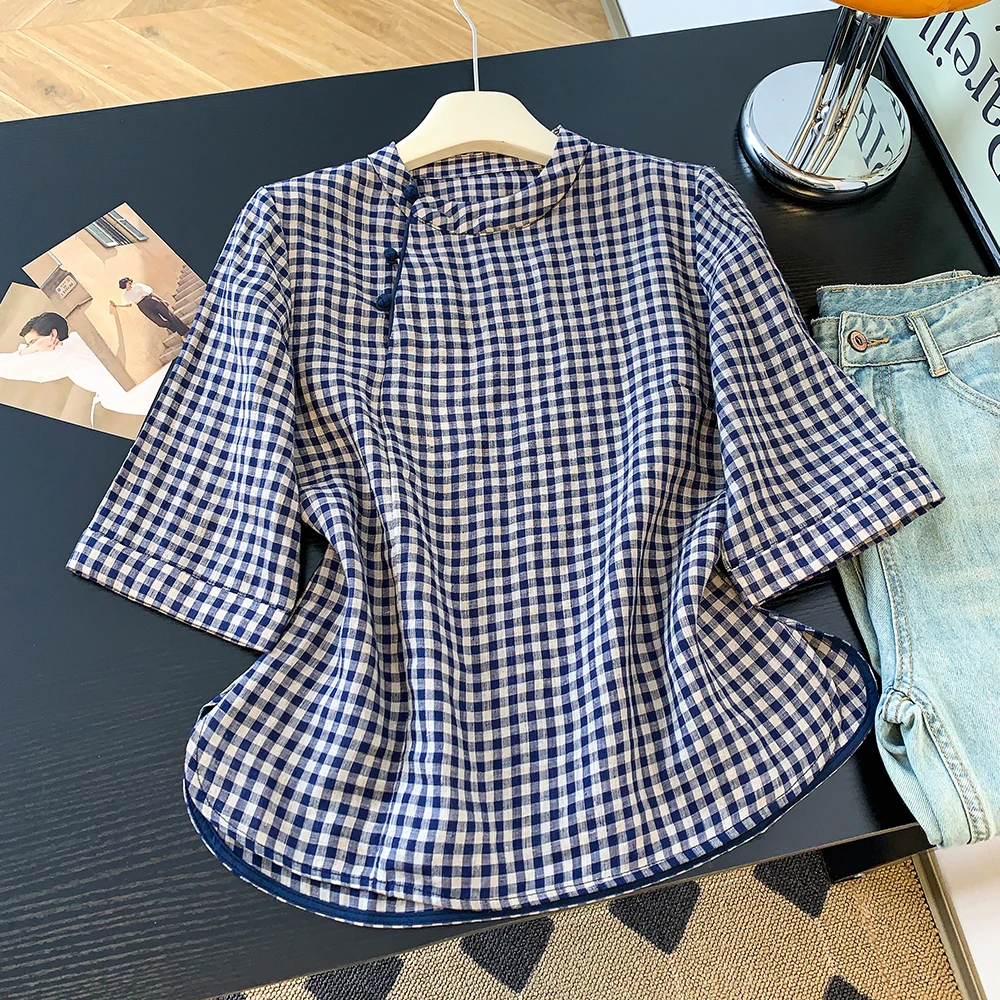 New Chinese Style Retro Plaid Women's Shirt Summer Season Breathable Comfortable Five Sleeve Length round Neckline Body Tee
New Chinese Style Retro Plaid Women's Shirt Summer Season Breathable Comfortable Five Sleeve Length round Neckline Body Tee