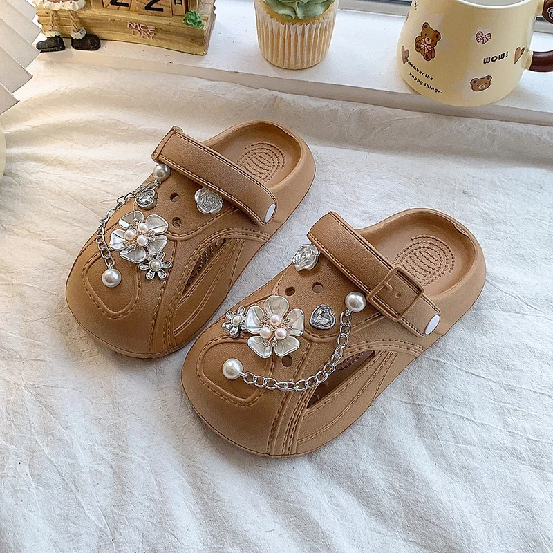 Children Casual Slippers for Girls 2025 Summer New Fashion Korean Style Soft Bottom Non-slip Versatile Trend Cut-outs Beach Shoe
Children Casual Slippers for Girls 2025 Summer New Fashion Korean Style Soft Bottom Non-slip Versatile Trend Cut-outs Beach Shoe