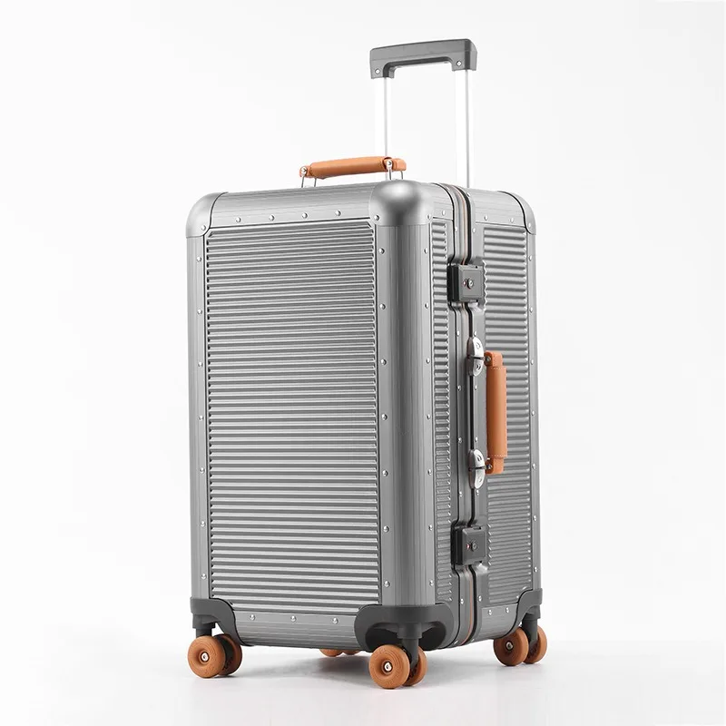 Новый чемодан 2026 года с алюминиевой рамой, высококачественный, из поликарбоната, 20/24/28 дюймов, на колесиках, ретро-дизайн, дорожный чемодан-тележка с замком TSA
Новый чемодан 2026 года с алюминиевой рамой, высококачественный, из поликарбоната, 20/24/28 дюймов, на колесиках, ретро-дизайн, дорожный чемодан-тележка с замком TSA