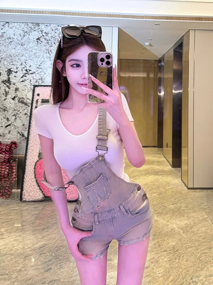 Retro American Y2K Washed Denim Overalls Women Summer Shorts Sleeveless Shape plus Size Spring Summer Fashion Ladies
Retro American Y2K Washed Denim Overalls Women Summer Shorts Sleeveless Shape plus Size Spring Summer Fashion Ladies