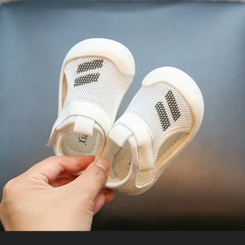 Baby Casual Sandals 2026 Summer New Simple Mesh Breathable Children's Soft Shoes Classic Child Anti Slip Travel Running Shoes
Baby Casual Sandals 2026 Summer New Simple Mesh Breathable Children's Soft Shoes Classic Child Anti Slip Travel Running Shoes