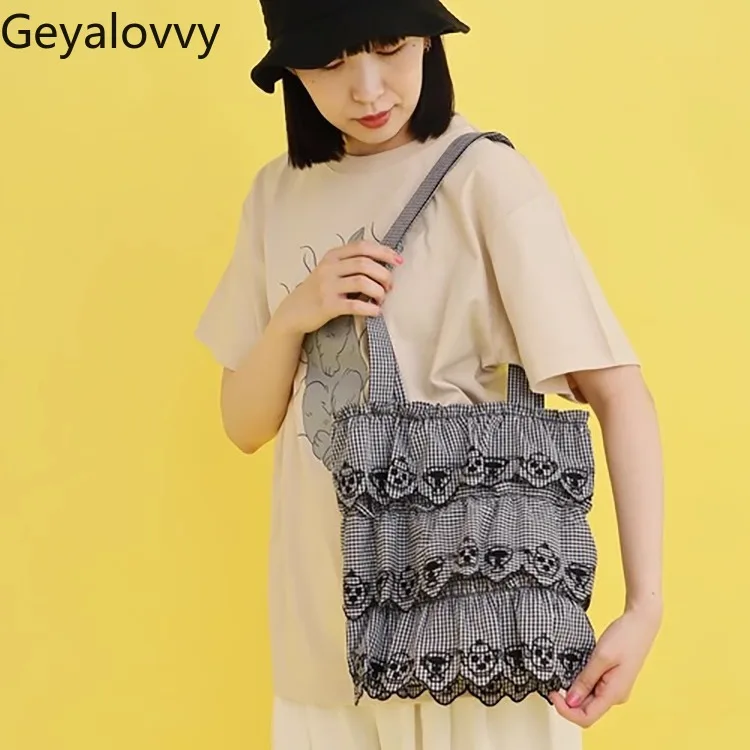 2025 New Tote Bag Edge Embroidered Canvas Shoulder Bag Femme Sweet Cute Japanese Style Casual Handbags for Women Summer
2025 New Tote Bag Edge Embroidered Canvas Shoulder Bag Femme Sweet Cute Japanese Style Casual Handbags for Women Summer