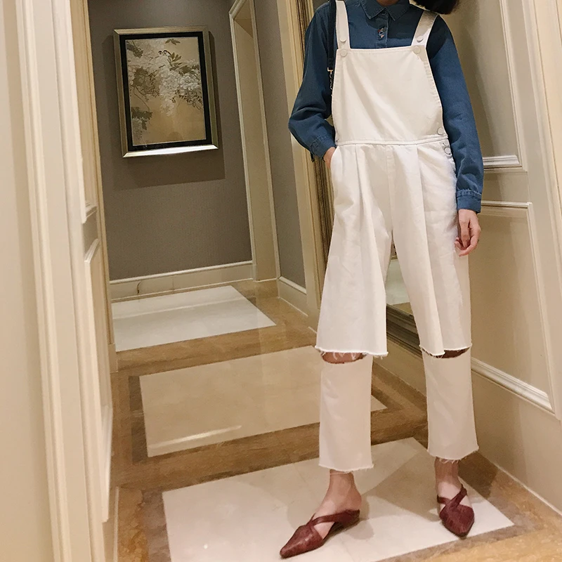 Женские джинсовые комбинезоны VIMAS: Новинка осени, универсальные, стройнящие, белые, с длинными брюками, для повседневной носки, с завышенной талией, прямой крой
Женские джинсовые комбинезоны VIMAS: Новинка осени, универсальные, стройнящие, белые, с длинными брюками, для повседневной носки, с завышенной талией, прямой крой