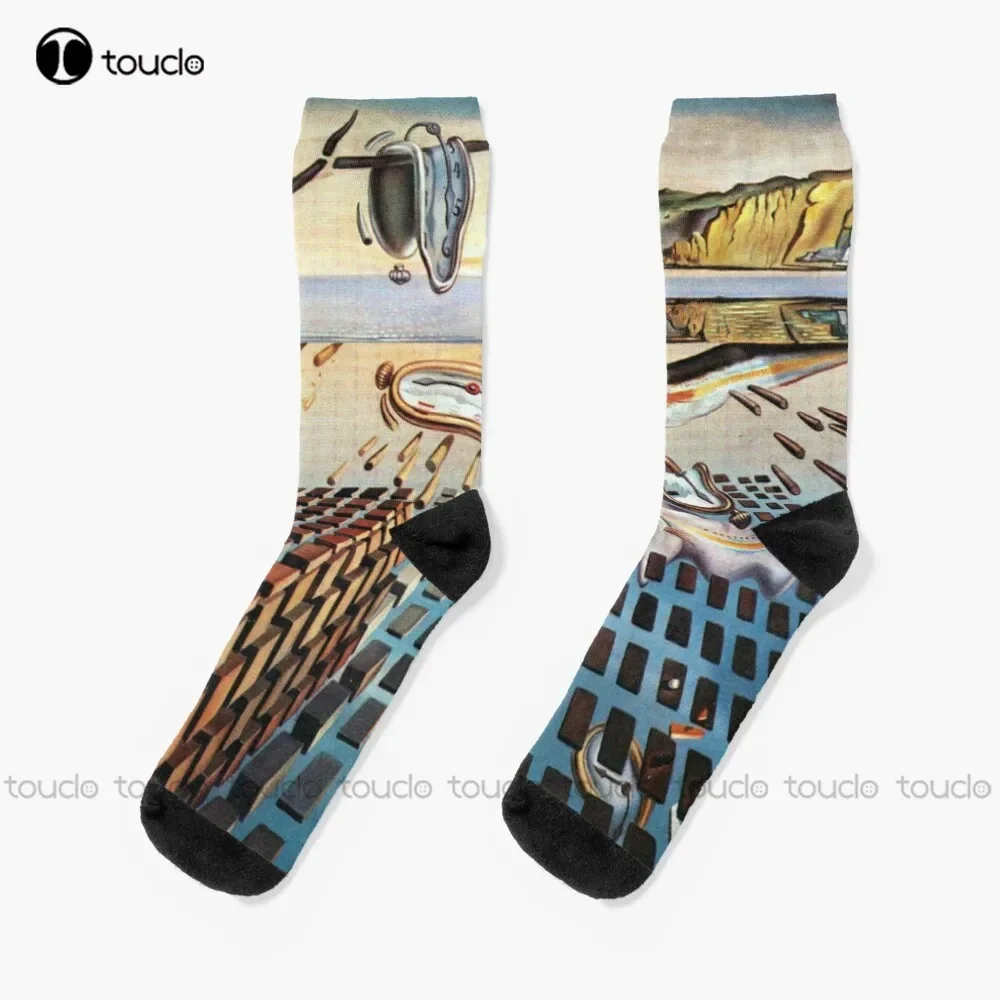 Сальвадор Дали сюрреалист. Расintegration Of The Persistence Of Memory (1952-1954). Носки Темно-синие футбольные носки Модные новые 
Сальвадор Дали сюрреалист. Расintegration Of The Persistence Of Memory (1952-1954). Носки Темно-синие футбольные носки Модные новые