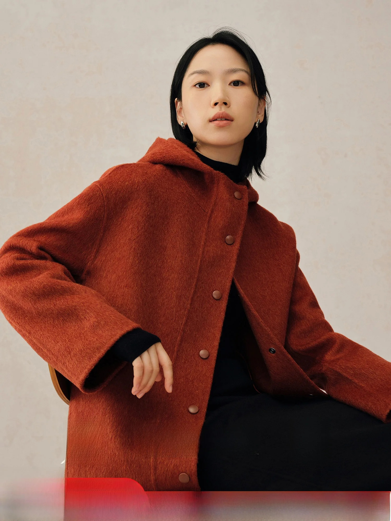 Двустороннее шерстяное бархатное пальто верблюжьего цвета с капюшоном, прямой крой, эксклюзивная молодежная тонкая длинная длина Sve ort Length
Двустороннее шерстяное бархатное пальто верблюжьего цвета с капюшоном, прямой крой, эксклюзивная молодежная тонкая длинная длина Sve ort Length