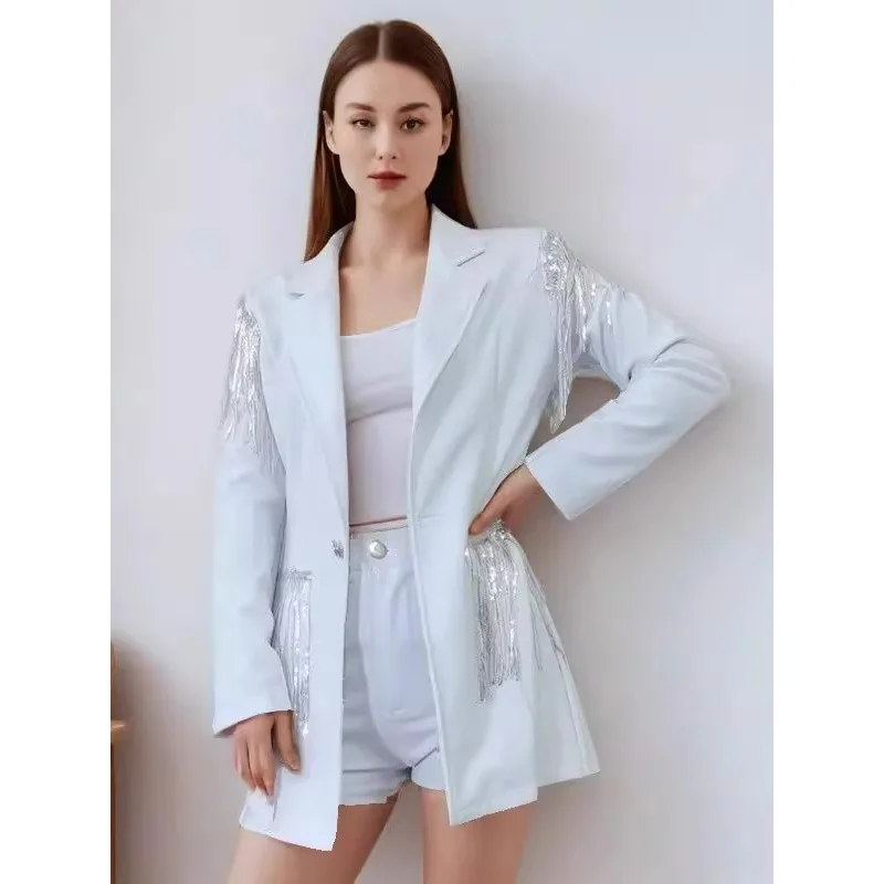 Female Anchor Singer Wedding Host Jazz Lead Dance Troupe Shining Tassel Hollowed Out Suit Jacket Costume Performance Wear
Female Anchor Singer Wedding Host Jazz Lead Dance Troupe Shining Tassel Hollowed Out Suit Jacket Costume Performance Wear