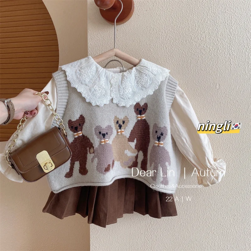 Children's Clothing Girl's Three-Piece Spring and Autumn Children Western Style Suit Children's Knitted Vest Clothes Baby Winter
Children's Clothing Girl's Three-Piece Spring and Autumn Children Western Style Suit Children's Knitted Vest Clothes Baby Winter