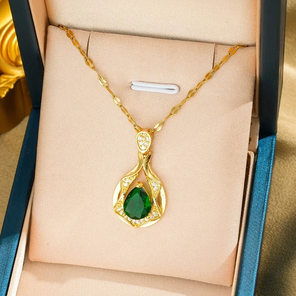 In 2025, there is a light luxury and niche design sense, featuring light luxury necklaces and women's collarbone chains
In 2025, there is a light luxury and niche design sense, featuring light luxury necklaces and women's collarbone chains