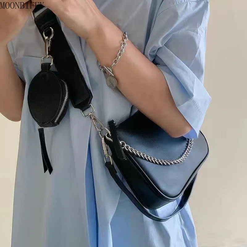 Fashion Chains Hobo Shoulder Bags for Women Black PU Leather Crossbody Handbags with Purse Female New Design Pouch Bag
Fashion Chains Hobo Shoulder Bags for Women Black PU Leather Crossbody Handbags with Purse Female New Design Pouch Bag