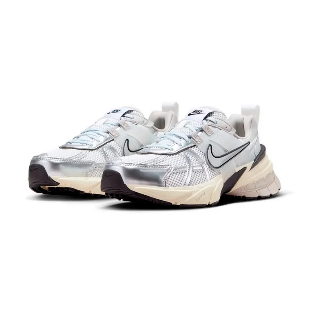 Nike V2K RUN Women's Retro Casual Running Shoes with Slip-Resistant and Wear-Resistant Soles FD0736-100
Nike V2K RUN Women's Retro Casual Running Shoes with Slip-Resistant and Wear-Resistant Soles FD0736-100