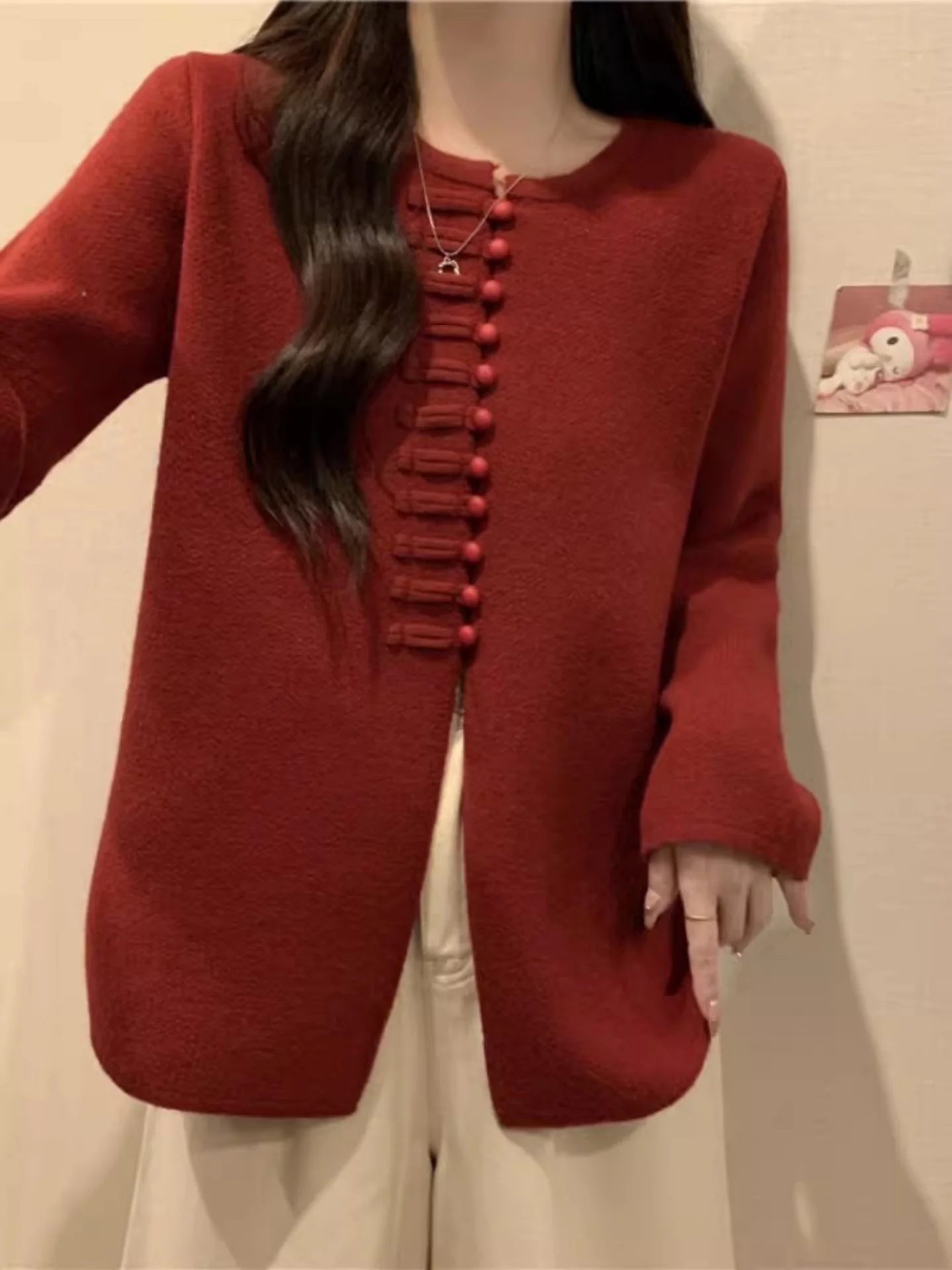 Red Chinese Sle Knitted Long Sve Women's Top with Button Detail And Side Slits Regular Fit Spring Faion Commute Sle
Red Chinese Sle Knitted Long Sve Women's Top with Button Detail And Side Slits Regular Fit Spring Faion Commute Sle