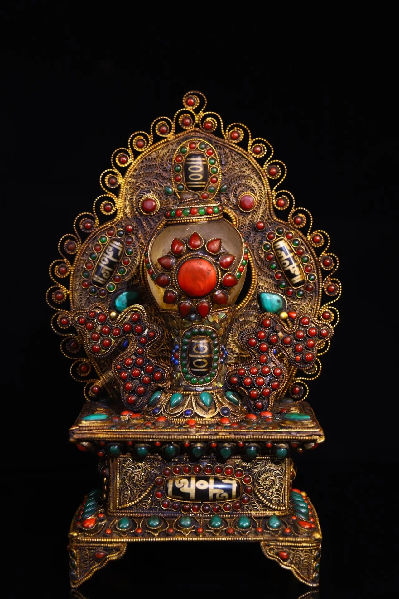 11"Tibetan Temple Collection Old Tibetan Silver Filigree Crystal Conch Mosaic Gem gZi Beads Snail Buddhist Niche Worship Hall
11"Tibetan Temple Collection Old Tibetan Silver Filigree Crystal Conch Mosaic Gem gZi Beads Snail Buddhist Niche Worship Hall