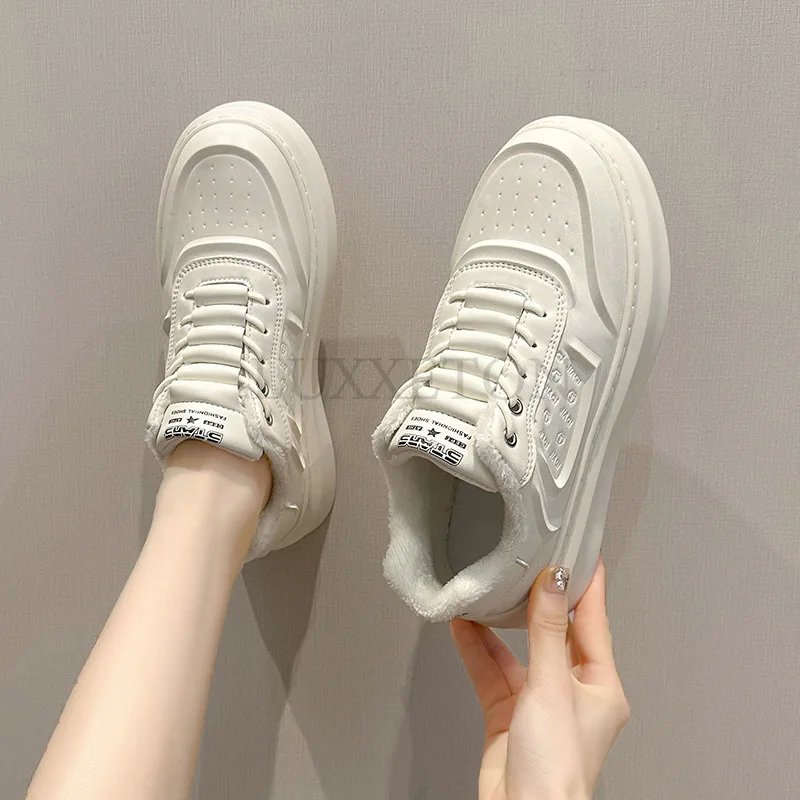 Thick Soled Round Toe College Style Low Cut Women Skateboarding Shoes with Mesh Breathable and Comfortable Sports Shoes
Thick Soled Round Toe College Style Low Cut Women Skateboarding Shoes with Mesh Breathable and Comfortable Sports Shoes