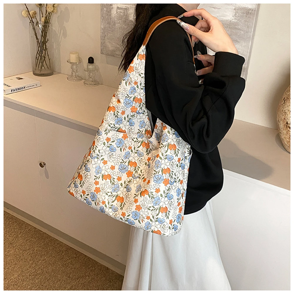 Summer Embroidery Women's Shopping Bag Butterfly Flowers Print Hasp Shoulder Tote Bag Female Large-capacit Shopper Bag Handbags
Summer Embroidery Women's Shopping Bag Butterfly Flowers Print Hasp Shoulder Tote Bag Female Large-capacit Shopper Bag Handbags