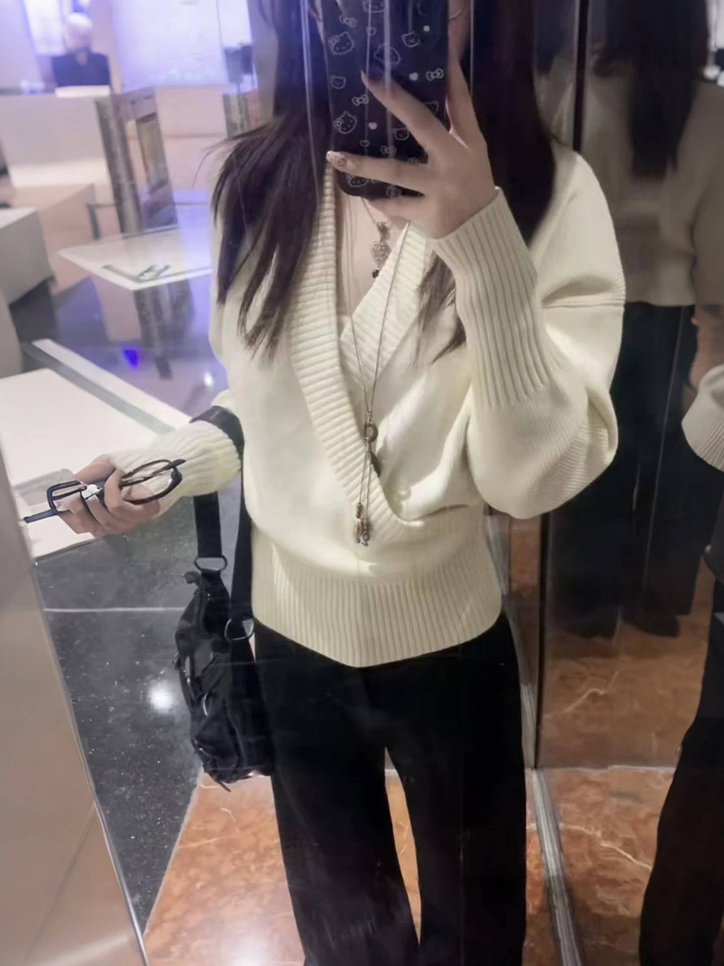 Sli V-Ne вязаный свитер женский осенне-зимний корейский Sle для похудения основа irt с перекрестной застежкой на талии модный для поездок на работу
Sli V-Ne вязаный свитер женский осенне-зимний корейский Sle для похудения основа irt с перекрестной застежкой на талии модный для поездок на работу