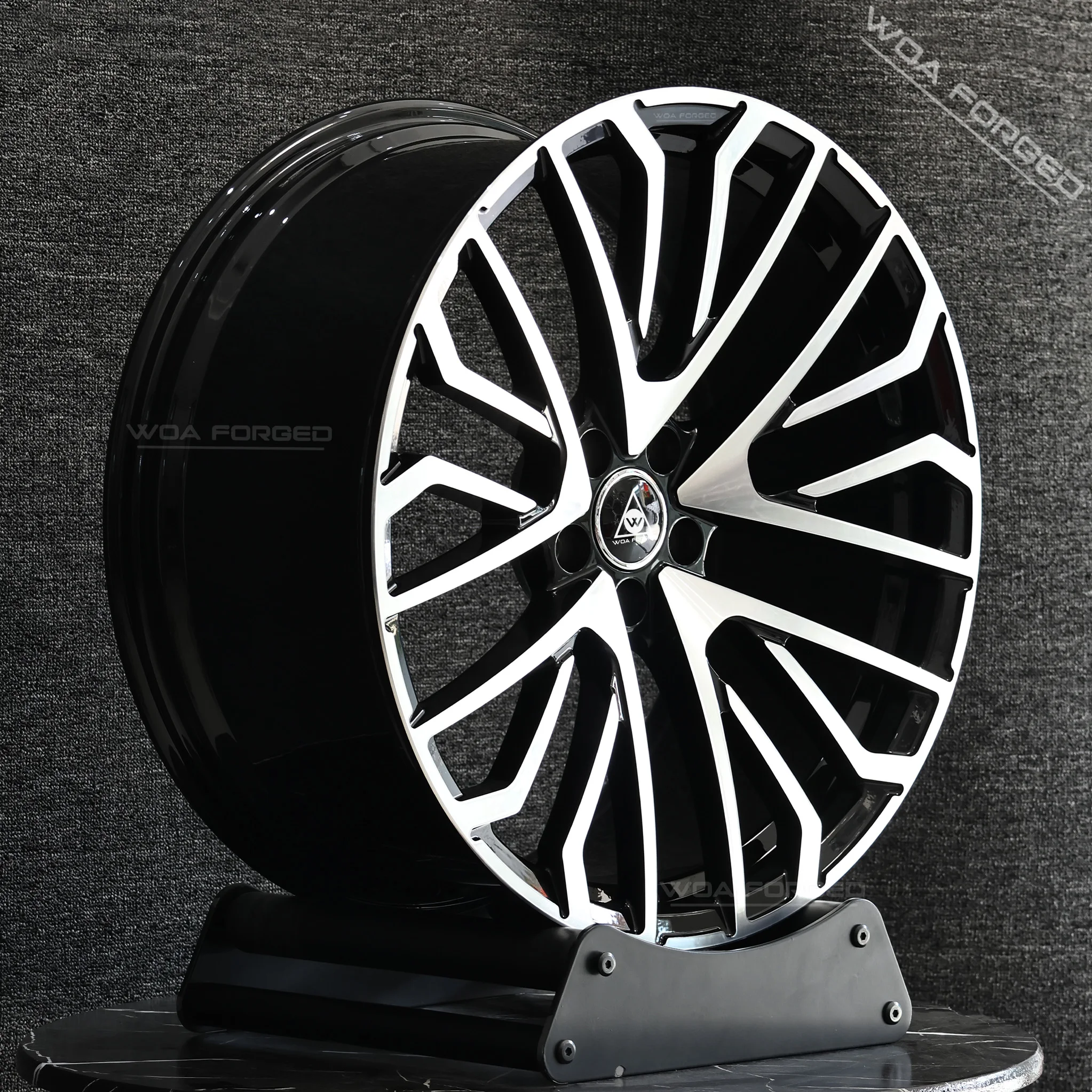 Кованые 18, 19, 20 дюймов, 5x112, глянцевые черные/серые диски из алюминиевого сплава, роскошные пассажирские диски для Audi RS7 A7 Blade A8L A6L Q5 Q7 Q8
Кованые 18, 19, 20 дюймов, 5x112, глянцевые черные/серые диски из алюминиевого сплава, роскошные пассажирские диски для Audi RS7 A7 Blade A8L A6L Q5 Q7 Q8