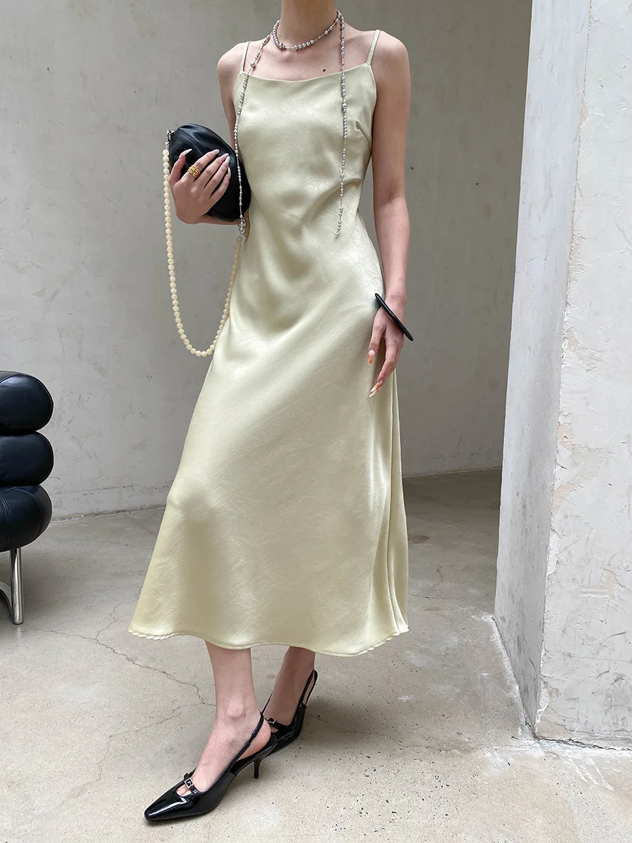 Summer women's casual solid color slimming temperament camisole dress
Summer women's casual solid color slimming temperament camisole dress