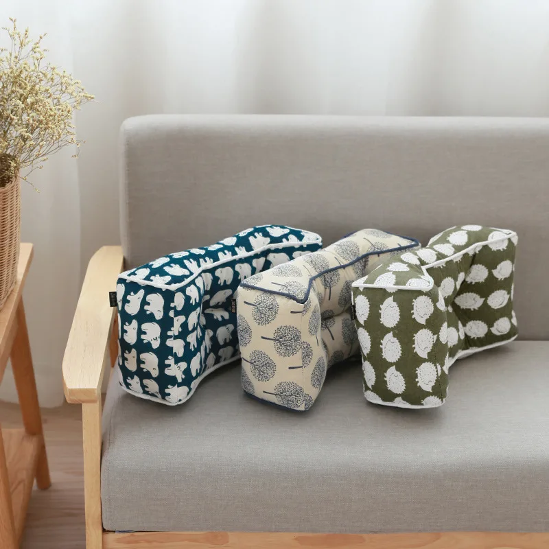 Blue White Comfortable Lumbar Support Boho Pillow With Cotton Filling For Office Desk Chair
Blue White Comfortable Lumbar Support Boho Pillow With Cotton Filling For Office Desk Chair