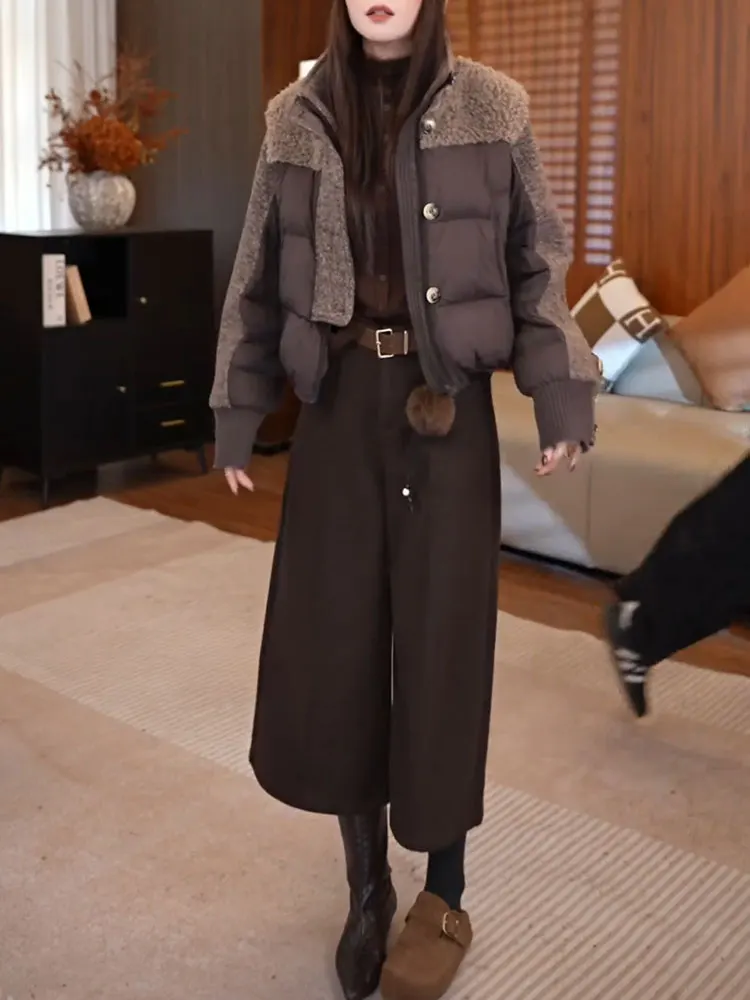 Женский модный комплект Ele Retro: хлопковая куртка с вставками и брюки 7/8, повседневный зимний наряд, комплект из двух предметов
Женский модный комплект Ele Retro: хлопковая куртка с вставками и брюки 7/8, повседневный зимний наряд, комплект из двух предметов