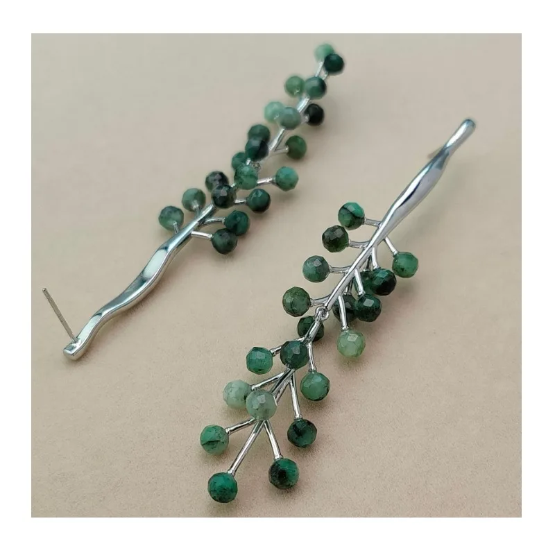 Personalized Light Luxury Stud Earrings Emerald Design Sense Earrings Fashionable Atmosphere Niche Earrings Exaggerated High Sen
Personalized Light Luxury Stud Earrings Emerald Design Sense Earrings Fashionable Atmosphere Niche Earrings Exaggerated High Sen