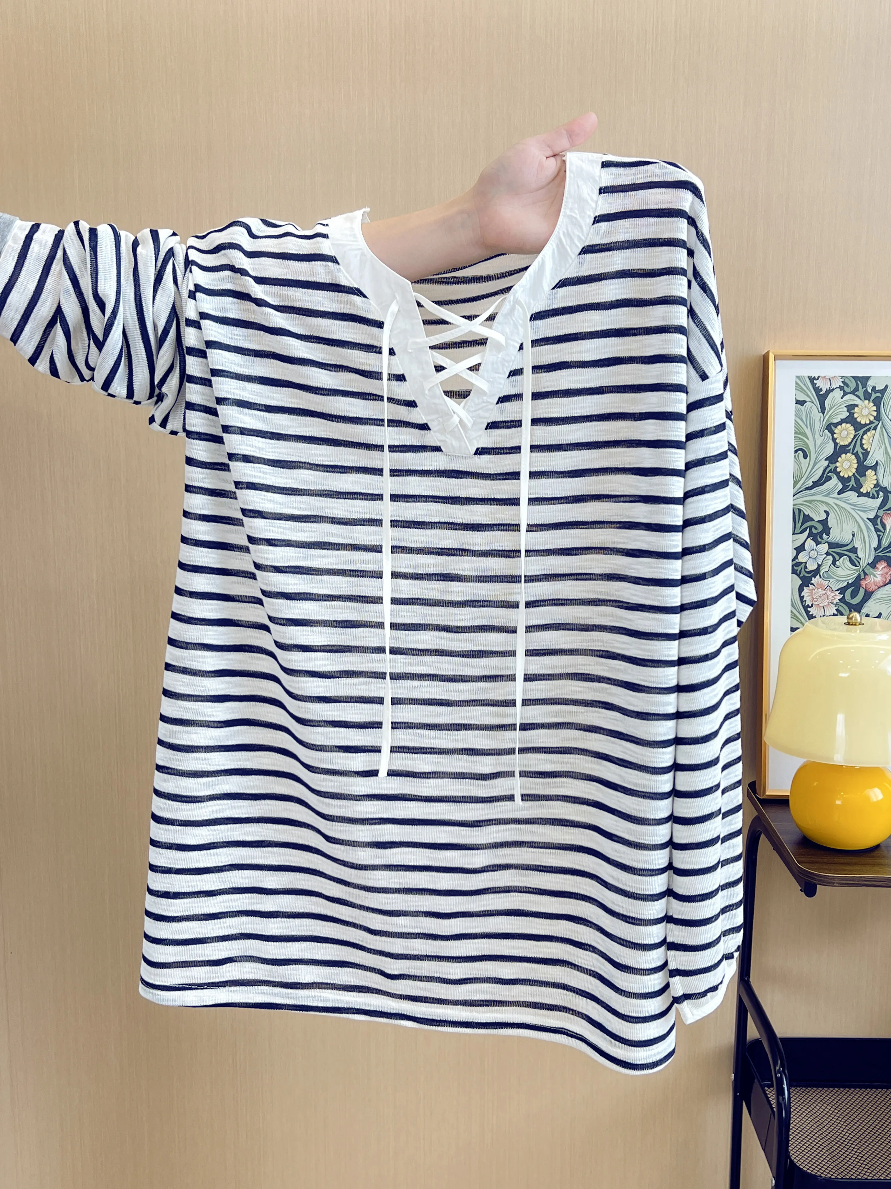 French Elegant Holiday Striped Shirt For Women 2025 Sailing Sunscreen Breathable Long-sleeved T-shirt
French Elegant Holiday Striped Shirt For Women 2025 Sailing Sunscreen Breathable Long-sleeved T-shirt