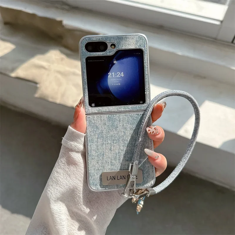 Denim Lanyard Phone Case for Samsung Galaxy Z Flip 6 5 4 3 Protective Back Cover for ZFlip4 ZFlip5 ZFlip6 Case
Denim Lanyard Phone Case for Samsung Galaxy Z Flip 6 5 4 3 Protective Back Cover for ZFlip4 ZFlip5 ZFlip6 Case