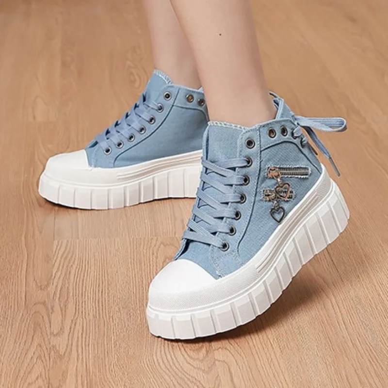 Thick Soled Canvas Shoes 2024 Autumn New Height Increasing Women's Metal Zipper Heart-shaped Decoration Casual Women's Shoes
Thick Soled Canvas Shoes 2024 Autumn New Height Increasing Women's Metal Zipper Heart-shaped Decoration Casual Women's Shoes