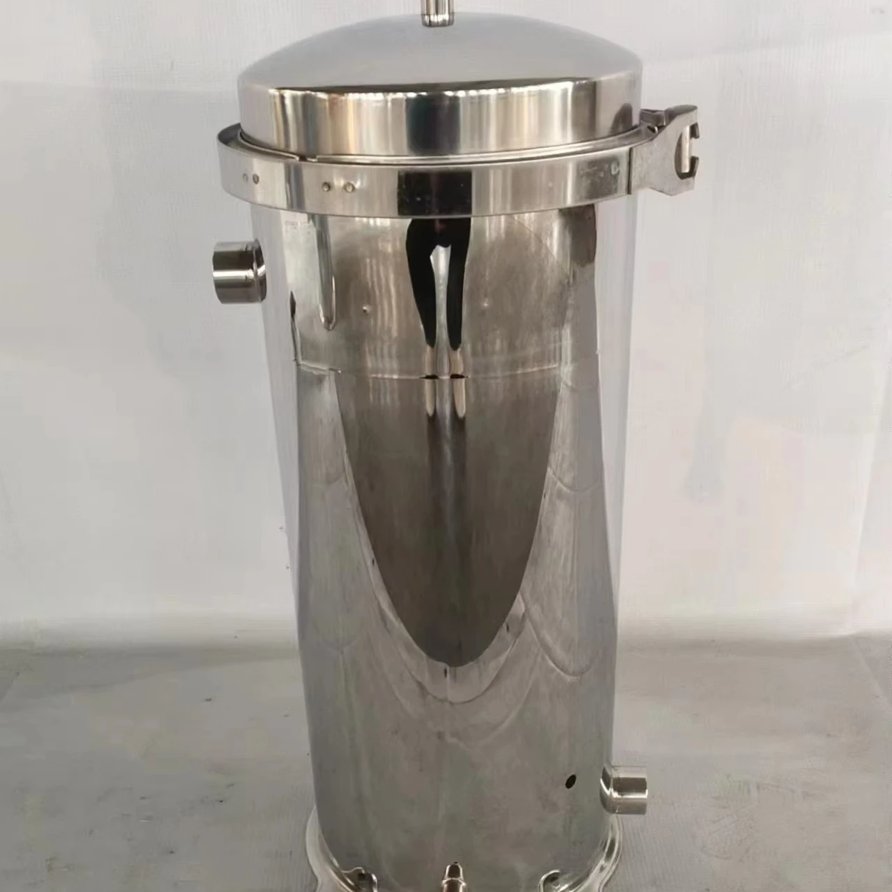 10 Inch 20 Inch Stainless Steel 304 316 Precision Filter Housing Single Cartridge for Water Treatment
10 Inch 20 Inch Stainless Steel 304 316 Precision Filter Housing Single Cartridge for Water Treatment