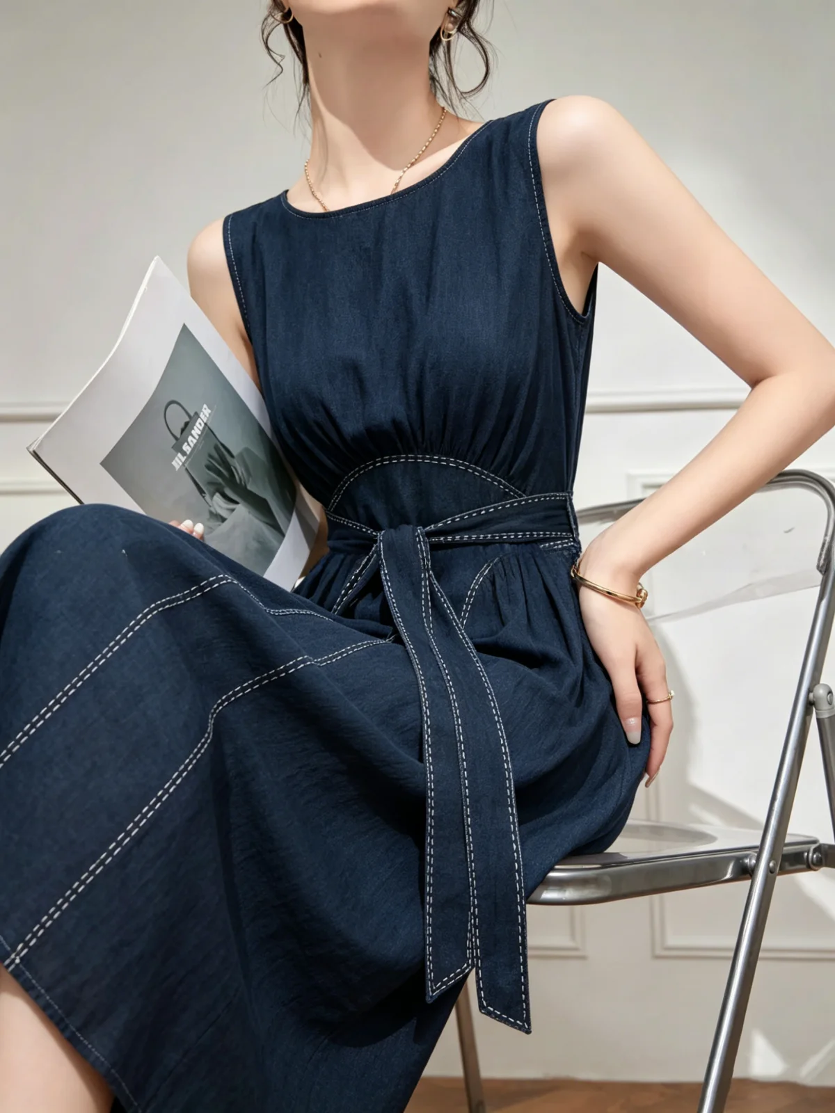 Elegant Lulu Women's Sleeveless Long Dress Slimming Waist Summer New Style Versatile Casual Sweet High Waist A-Line Dress
Elegant Lulu Women's Sleeveless Long Dress Slimming Waist Summer New Style Versatile Casual Sweet High Waist A-Line Dress