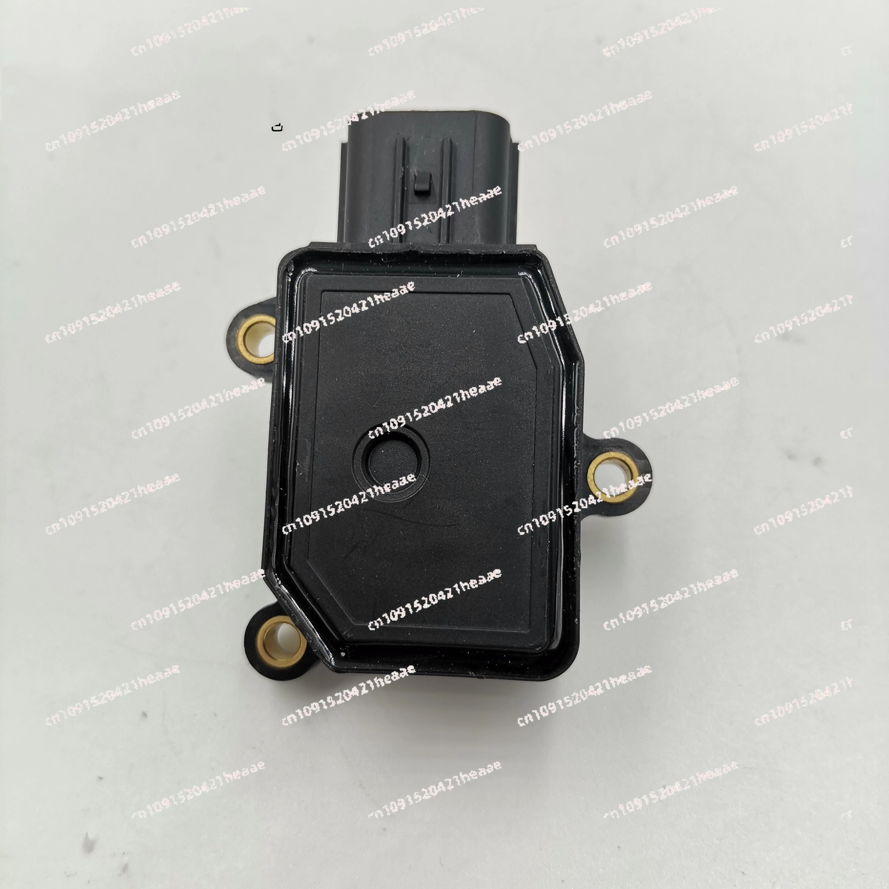 Suitable for Electronic Fuel Injection Motorcycle National Four Scooter Throttle Three-in-one Sensor KF-26001 Black
Suitable for Electronic Fuel Injection Motorcycle National Four Scooter Throttle Three-in-one Sensor KF-26001 Black