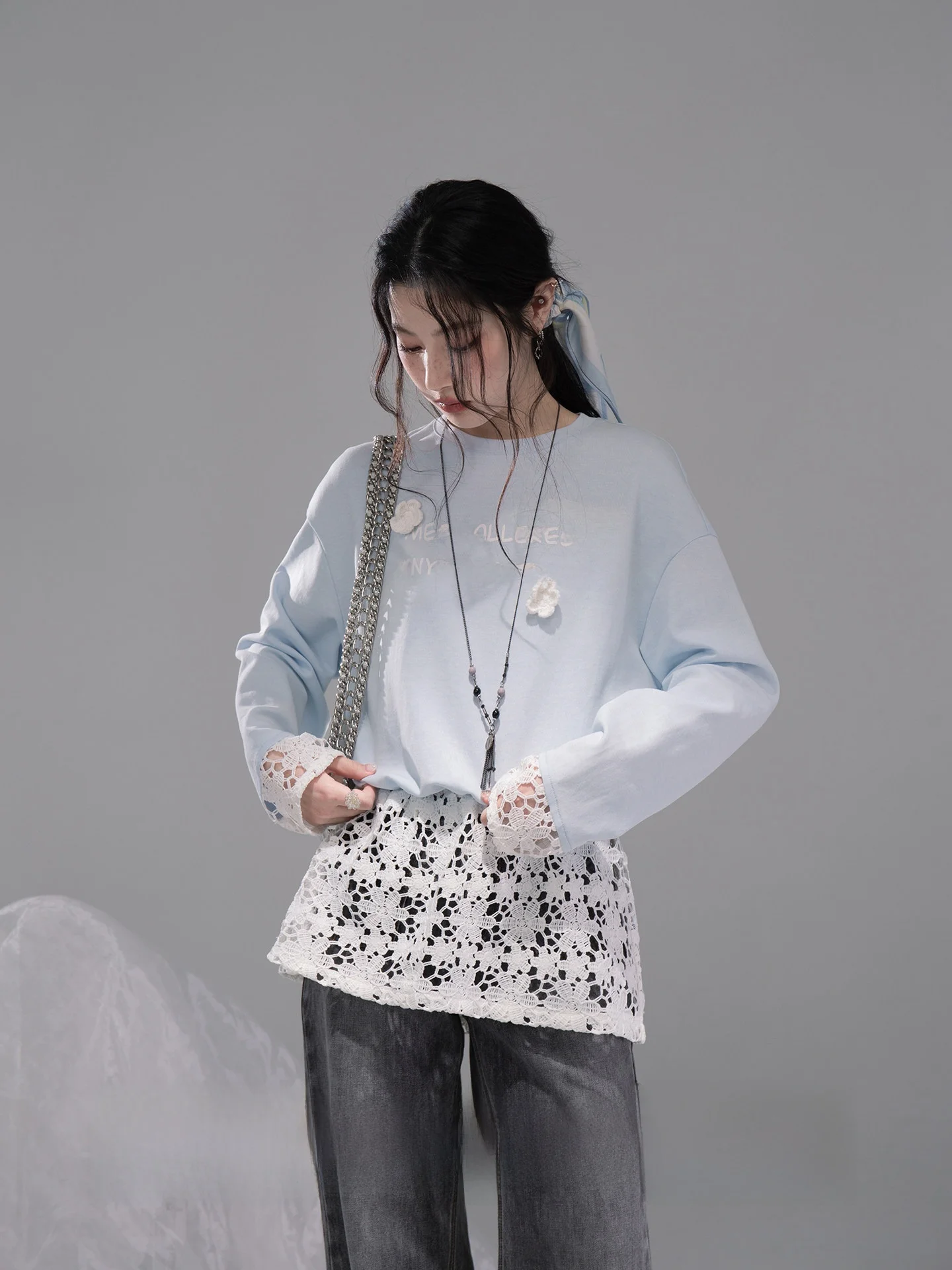 COTRE Early Spring Fashionable Long Sleeve T-Shirt Embroidered Hollow out Cool Feeling Blue White Splice Bloggers Choice Casu...
COTRE Early Spring Fashionable Long Sleeve T-Shirt Embroidered Hollow out Cool Feeling Blue White Splice Bloggers Choice Casu...