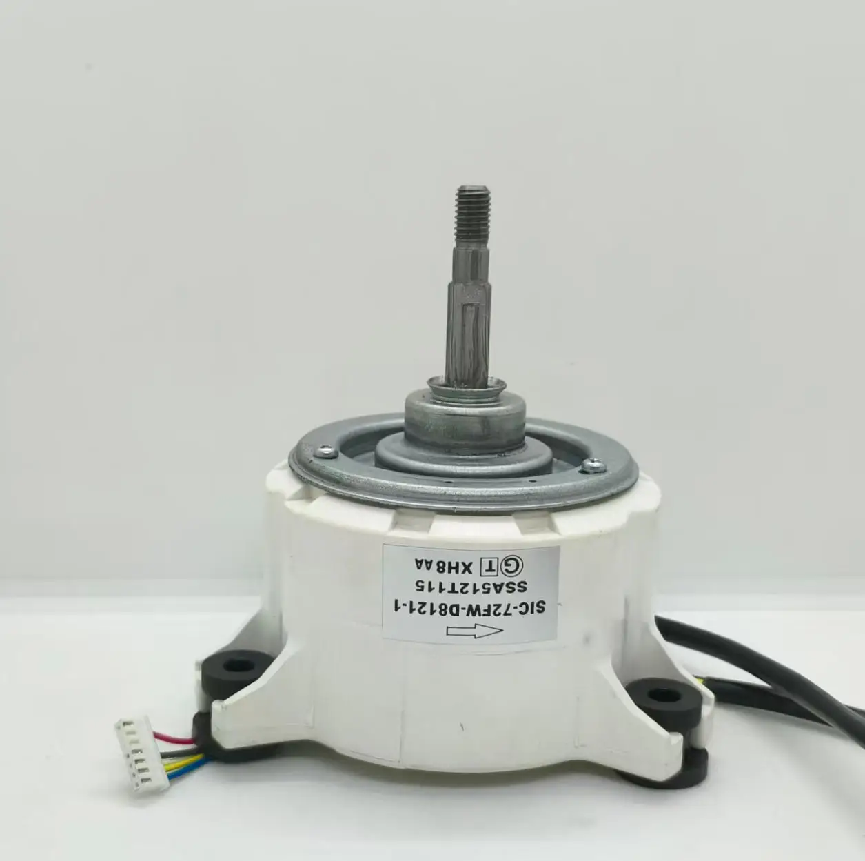 New variable frequency air conditioner DC motor fan SSA512T115 SIC-72FW-D8121-1 SSA512T116 SIC-62FW-D858-1
New variable frequency air conditioner DC motor fan SSA512T115 SIC-72FW-D8121-1 SSA512T116 SIC-62FW-D858-1