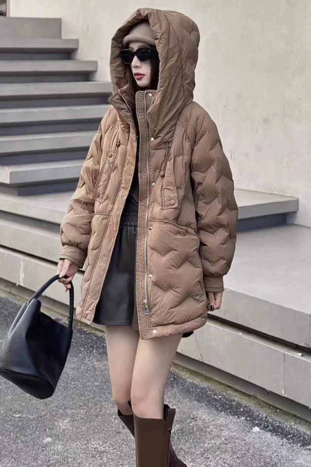 Autumn/Winter European Women's Down Jacket Oversized Hooded Jacket
Autumn/Winter European Women's Down Jacket Oversized Hooded Jacket