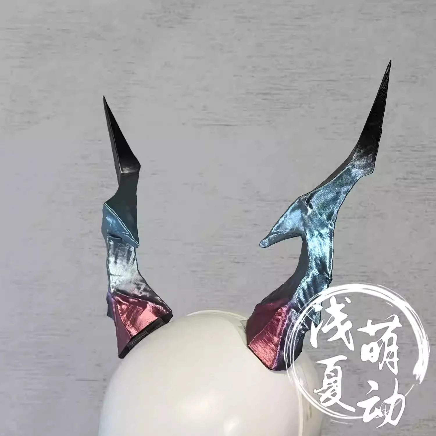 Anime Arknights: Endfield Chen Qianyu Cosplay Head Angle Prop Cartoon Headwear Hairs Clip Comic Exhibition Equipment Props Gift
Anime Arknights: Endfield Chen Qianyu Cosplay Head Angle Prop Cartoon Headwear Hairs Clip Comic Exhibition Equipment Props Gift