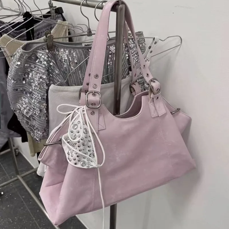 Rivet Korean Designer Shoulder Bag Women High Quality Fashion Handbag Two Size Large Capacity Tote Bag PU Leather Y2k Bag Female
Rivet Korean Designer Shoulder Bag Women High Quality Fashion Handbag Two Size Large Capacity Tote Bag PU Leather Y2k Bag Female