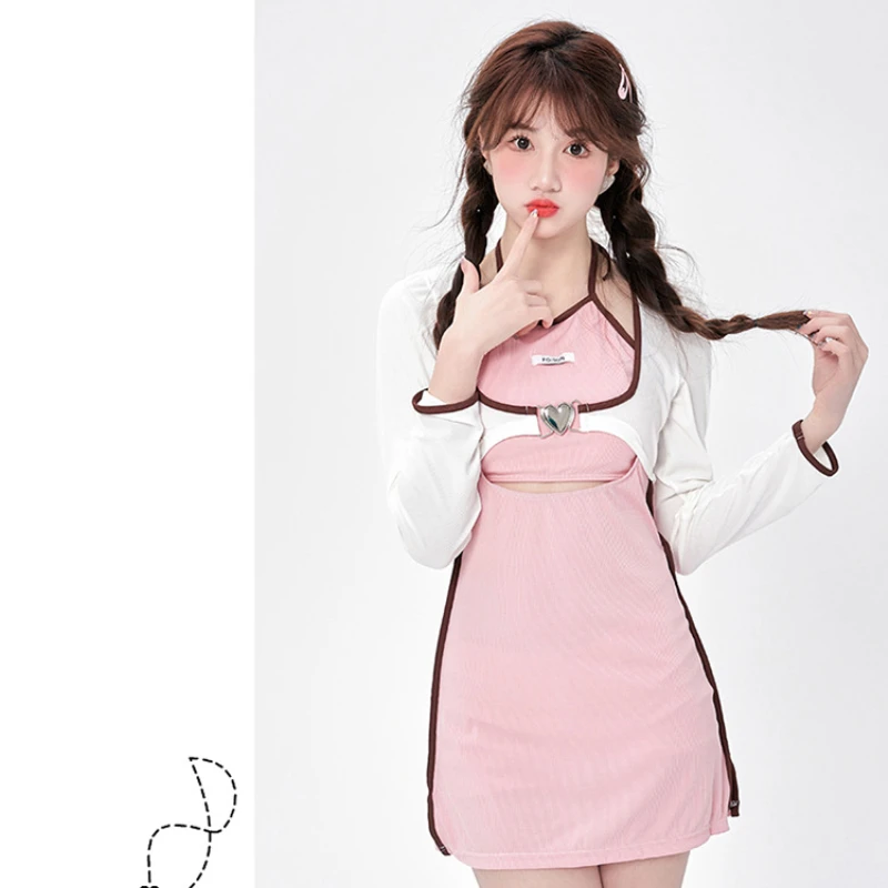 Japanese Swimsuit Women One Pieces Swimwear New 2023 Pink Long Sleeve Halter Swimming Suit for Woman Bathing Suit Monokini
Japanese Swimsuit Women One Pieces Swimwear New 2023 Pink Long Sleeve Halter Swimming Suit for Woman Bathing Suit Monokini