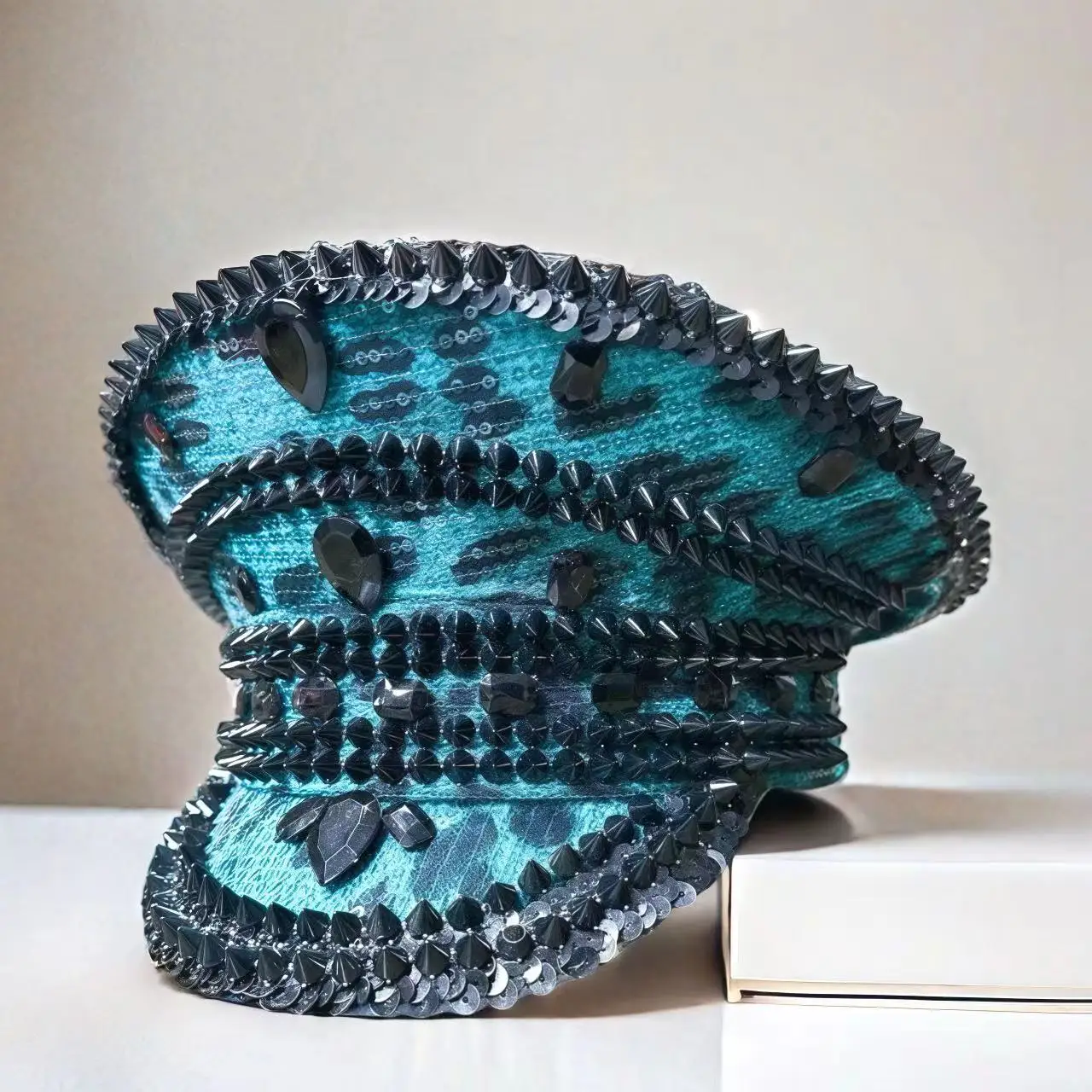 HongLuan Blue Leopard Disco Music Festival Captain Hat Rhinestone for Carnival, Rave Festivals Accessories & Party Hat Woman
HongLuan Blue Leopard Disco Music Festival Captain Hat Rhinestone for Carnival, Rave Festivals Accessories & Party Hat Woman