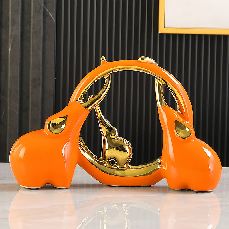 Creative elephant decorations, household accessories, luxury high-end living room porch wine cabinet decorations, ceramic crafts
Creative elephant decorations, household accessories, luxury high-end living room porch wine cabinet decorations, ceramic crafts