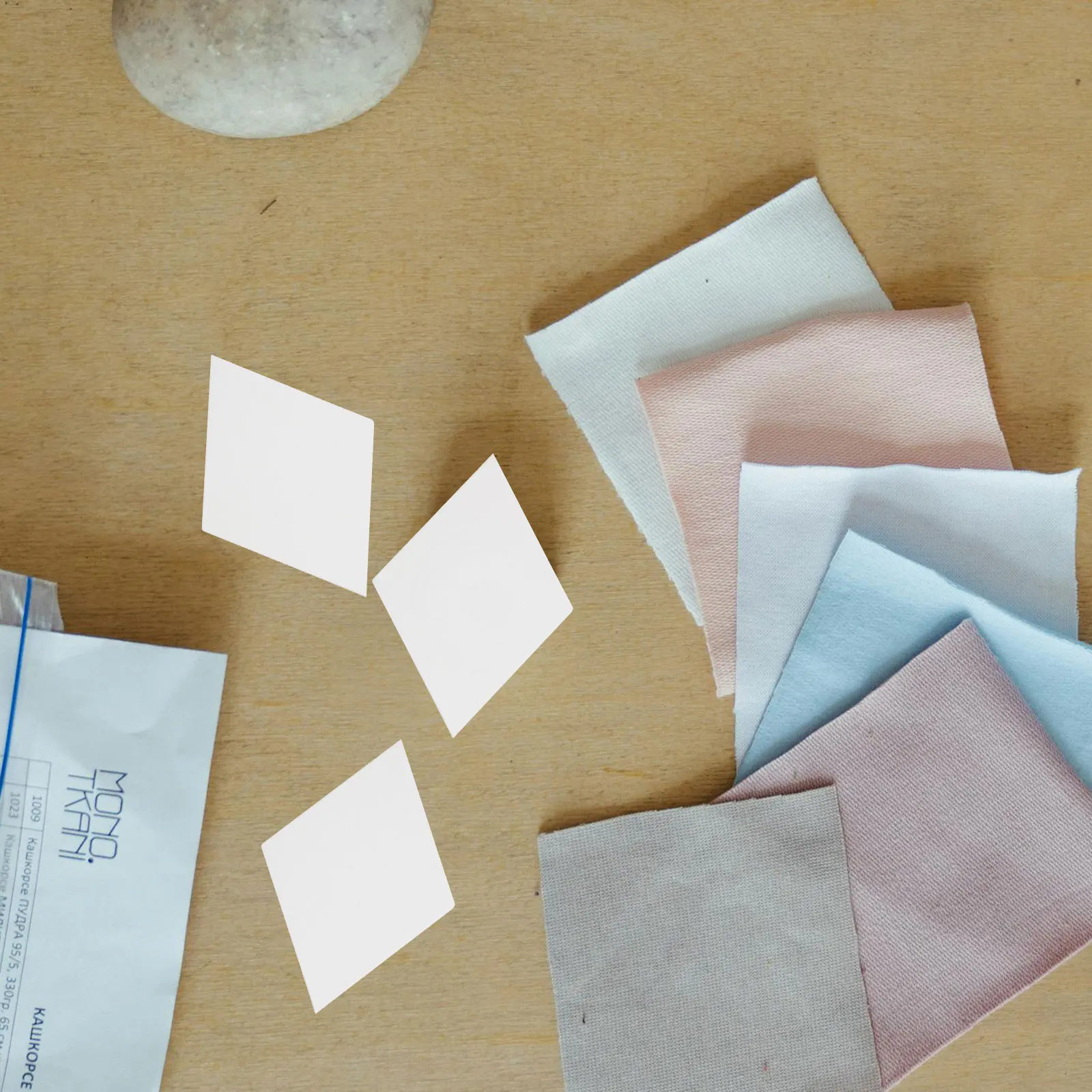 100pcs 100 Paper for DIY Rectangular Paper Piecing Quilting Projects Reusable Sewing Hexagon Patchwork Supplies
100pcs 100 Paper for DIY Rectangular Paper Piecing Quilting Projects Reusable Sewing Hexagon Patchwork Supplies