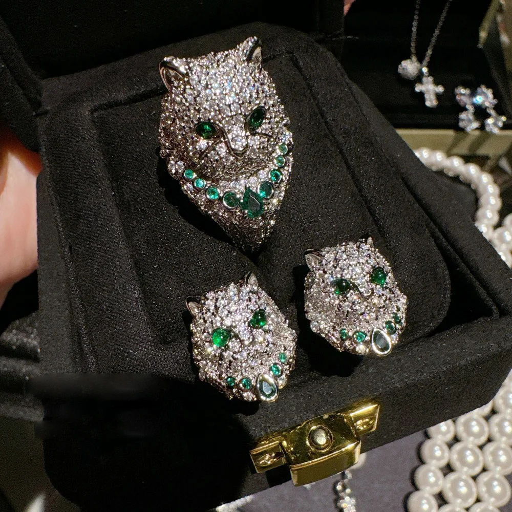 2023 Women Magnificent Peacock Emerald Cat Ring Vintage Plated 18K Gold Shell Rose Zircon
2023 Women Magnificent Peacock Emerald Cat Ring Vintage Plated 18K Gold Shell Rose Zircon