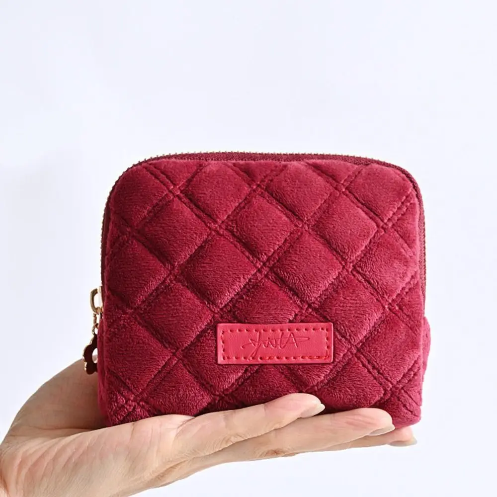Velvet Jewelry Storage Bag Tassel Zipper Diamond Pattern Storage Pouch Little Fragrance Wind Large Capacity Jewelry Organizer
Velvet Jewelry Storage Bag Tassel Zipper Diamond Pattern Storage Pouch Little Fragrance Wind Large Capacity Jewelry Organizer