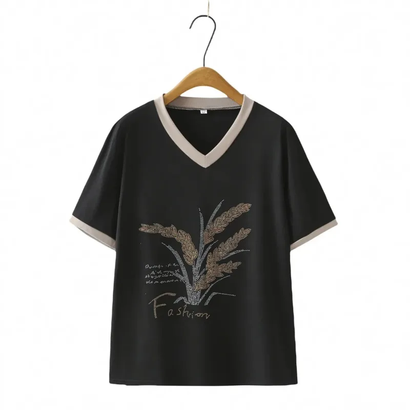 Womens Plus Size V-Neck T-Shirt with Rhinestone Wheat Pattern Loose Fit Summer Casual Top for Middle-Aged
Womens Plus Size V-Neck T-Shirt with Rhinestone Wheat Pattern Loose Fit Summer Casual Top for Middle-Aged