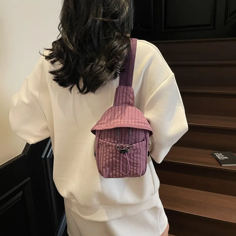 New crossbody niche design bag women's casual versatile cloth bag crossbody bag light cycling chest bag shoulder bag
New crossbody niche design bag women's casual versatile cloth bag crossbody bag light cycling chest bag shoulder bag
