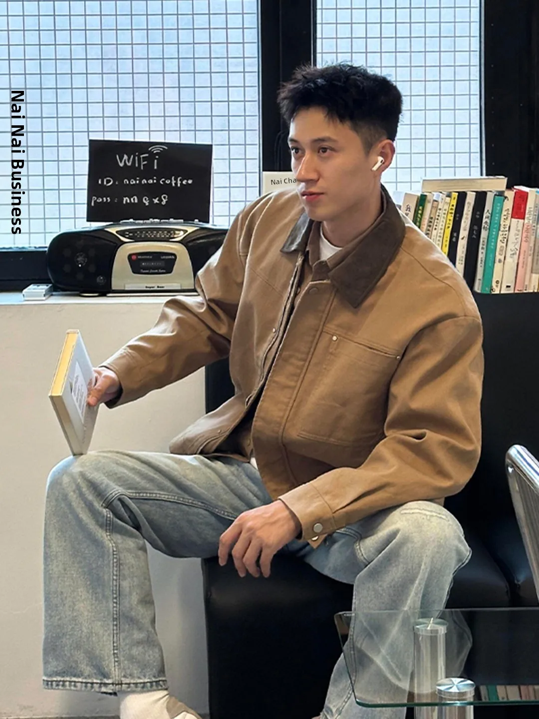 Мужская куртка-бомбер Cleanfit цвета хаки, свободного кроя, в стиле American Detroit, осенняя, модная, для работы и повседневной носки
Мужская куртка-бомбер Cleanfit цвета хаки, свободного кроя, в стиле American Detroit, осенняя, модная, для работы и повседневной носки