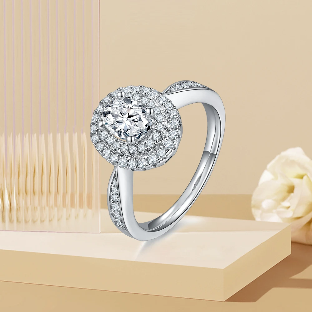 1.0CT Oval-shaped Luxury S925 Sterling Silver Zircon Women's Ring Fashionable And Grand Wedding Gift
1.0CT Oval-shaped Luxury S925 Sterling Silver Zircon Women's Ring Fashionable And Grand Wedding Gift