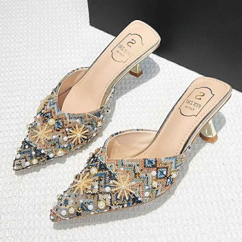 Women's Slippers Luxury String Bead Decoration High Heels Designer Fashion Slippers Women Shiny Rhinestone Wedding Bridal Shoes
Women's Slippers Luxury String Bead Decoration High Heels Designer Fashion Slippers Women Shiny Rhinestone Wedding Bridal Shoes