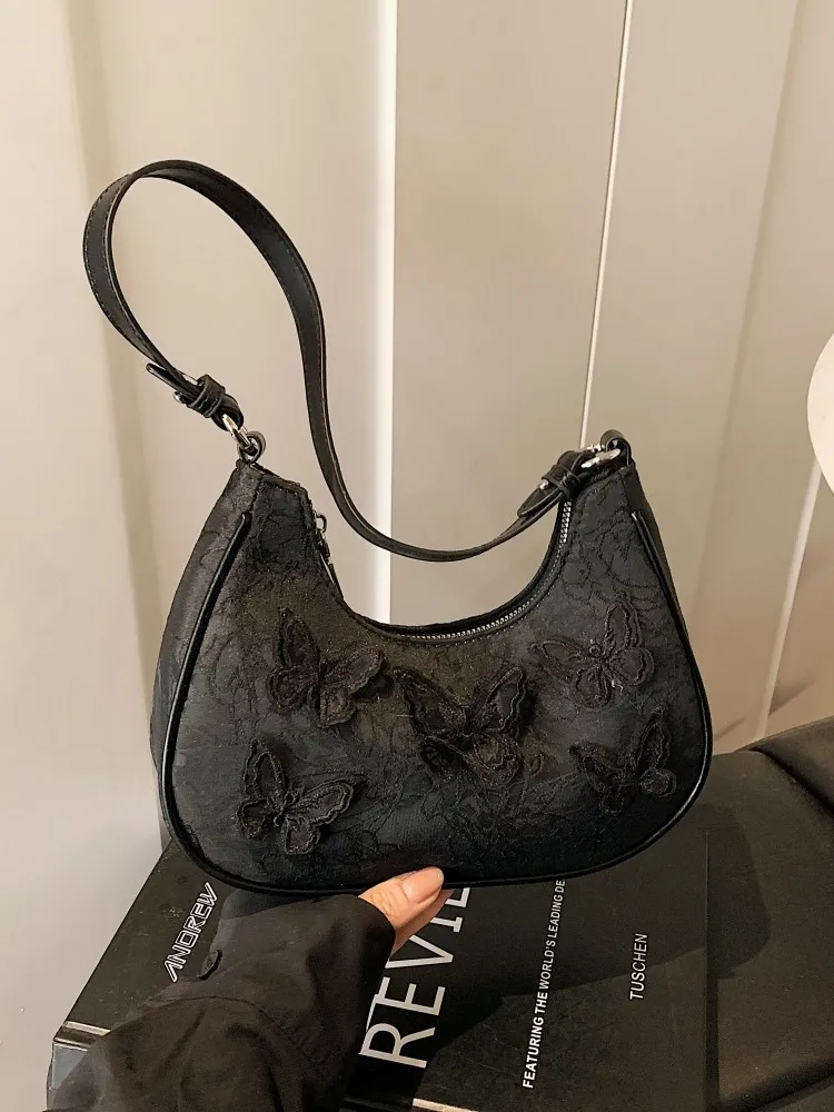 Изысканная сумка на одно плечо с вышивкой бабочки, женская легкая роскошная универсальная текстурированная сумка на молнии под мышками, женские трендовые сумки
Изысканная сумка на одно плечо с вышивкой бабочки, женская легкая роскошная универсальная текстурированная сумка на молнии под мышками, женские трендовые сумки