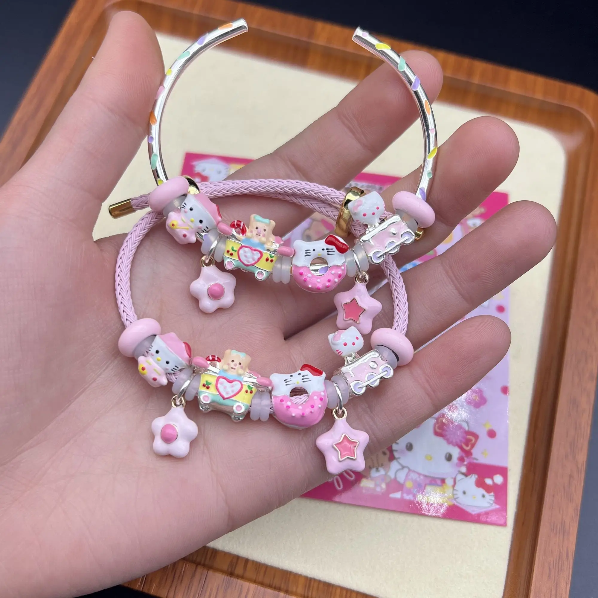 Miniso Original Oil Drop Beaded Hello Kitty Cute Pink Adjustable Bracelet Best Friend Jewelry
Miniso Original Oil Drop Beaded Hello Kitty Cute Pink Adjustable Bracelet Best Friend Jewelry